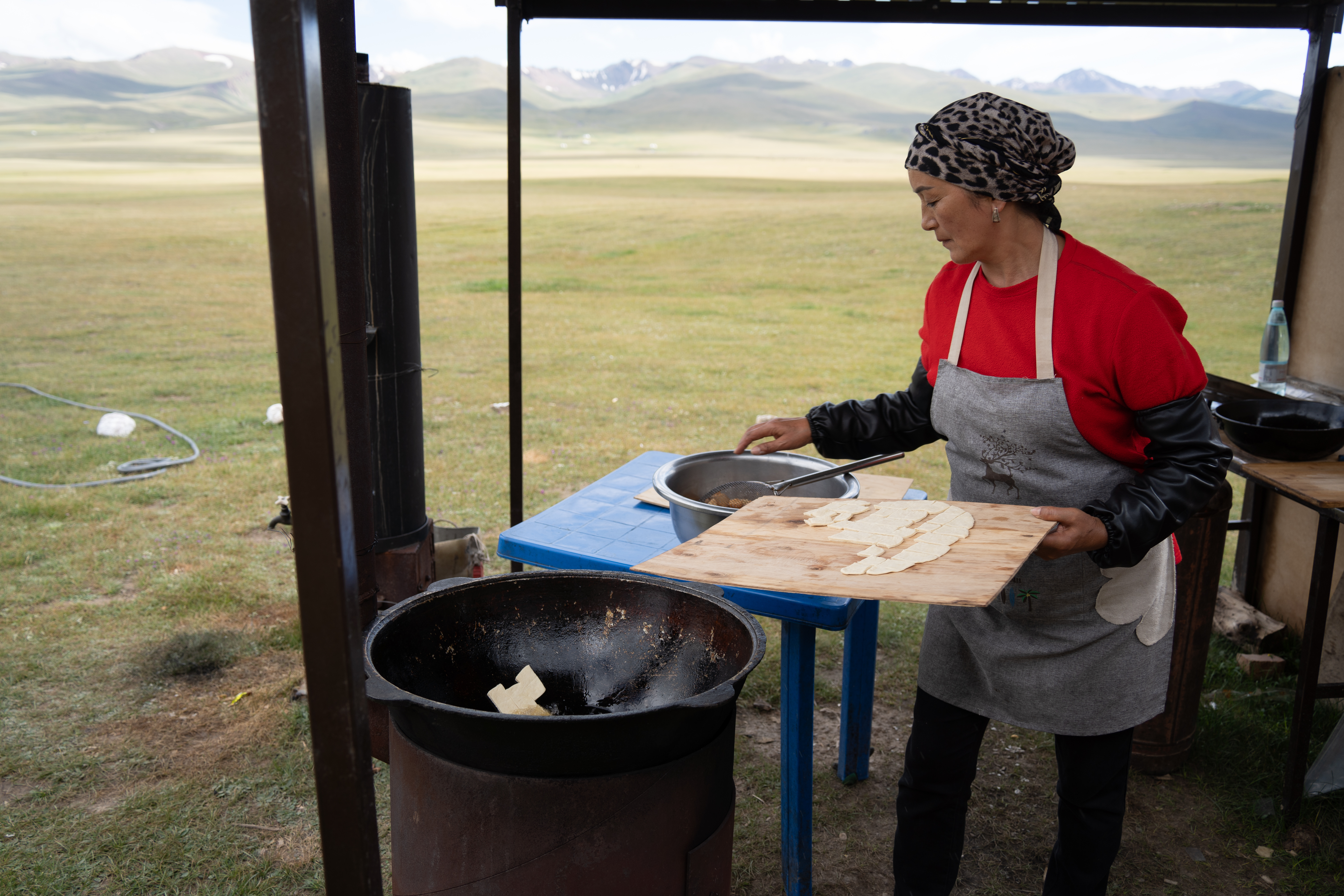 Traditionelles Brot am Feuer